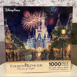 NWT Disney Castle Puzzle, Thomas Kincaid